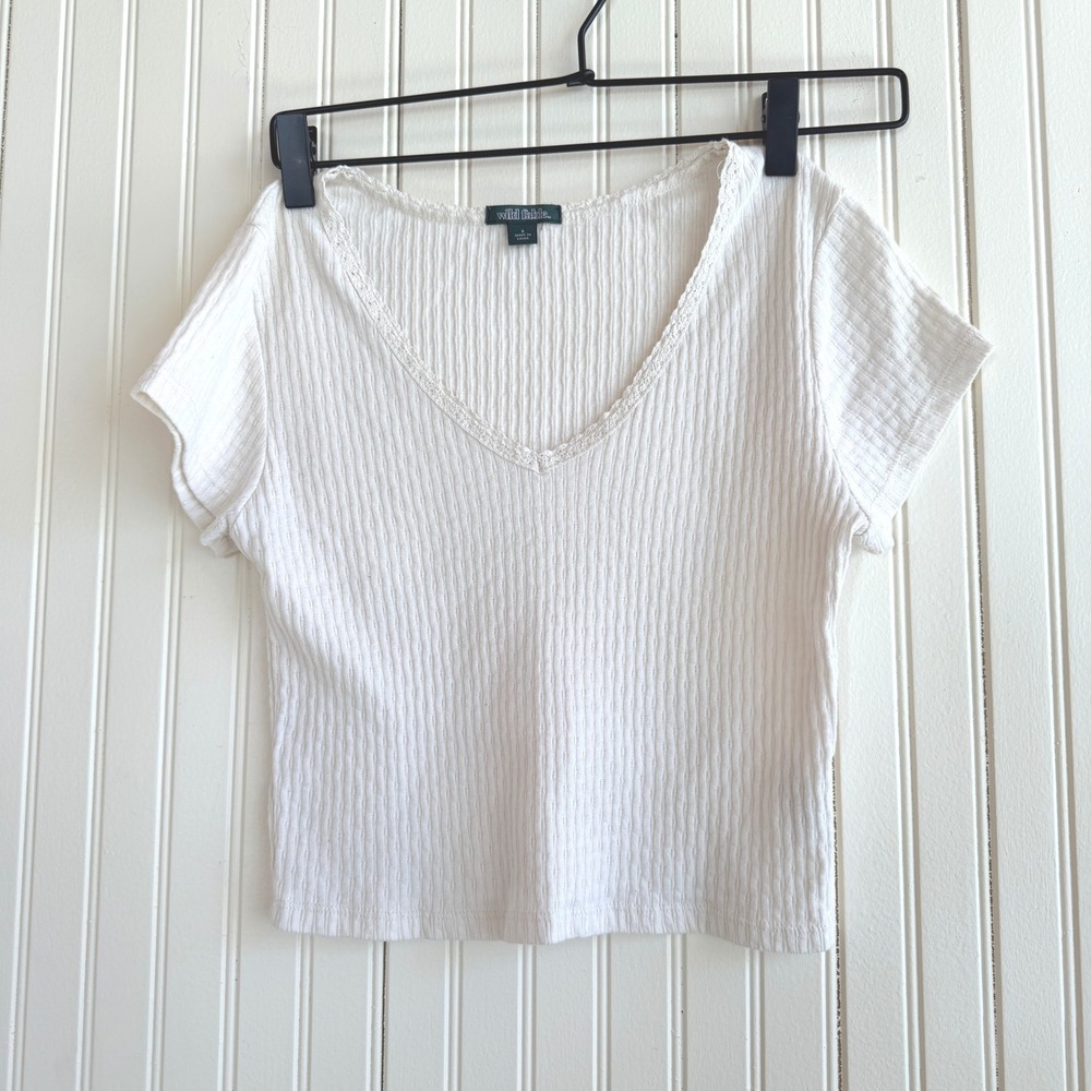 Wild Fable Ribbed Lace Trim V-Neck Short Sleeve Crop Top Cream White Small